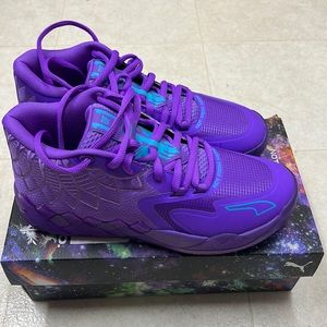 MB.01 Glimmer blue DEADSTOCK